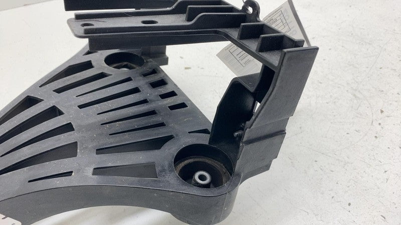 ⭕ 17-24 Model 3 Air Conditioning AC Compressor Pump Mount Bracket 1673