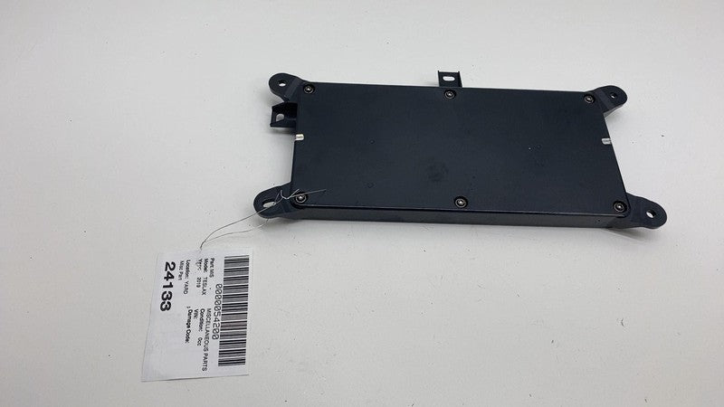 104390000E 2016-2020 Tesla Model X Rear Body Chassis Control Module BCM Computer TSTD Assy