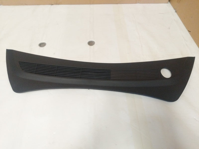 1081675 00 B 2017-2022 Tesla Model 3 M3 Windshield Cowl Rear Apron Underhood Trim Cover Panel