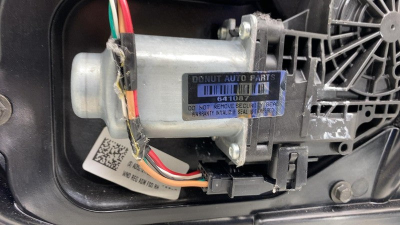 ⭕ 2021-2023 Tesla Model 3 Front Passenger Side Door Shell Panel Right 