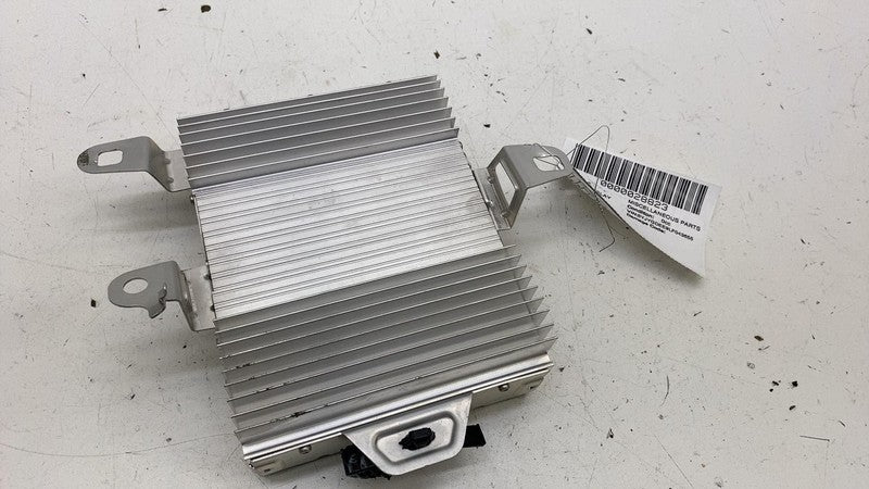 ⭕ 2020-2023 Tesla Model Y MY Radio Audio Sound System AMP Amplifier 15