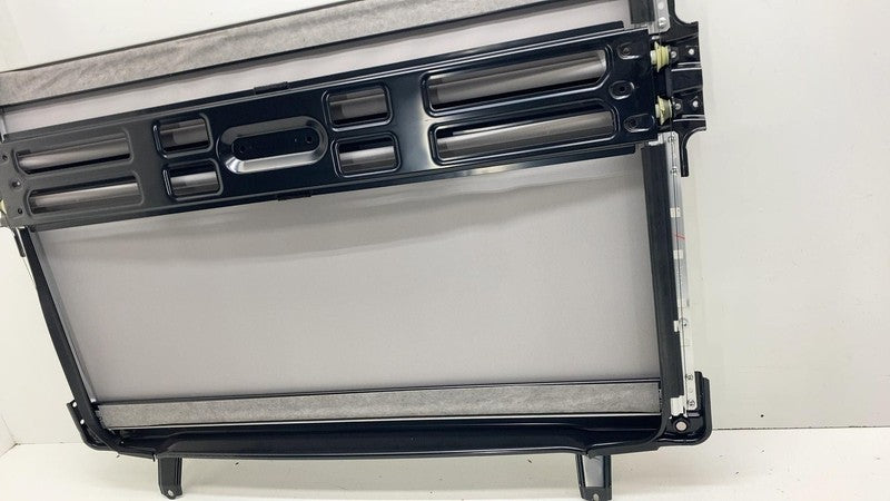 ⭕ 2023-2024 Toyota Prius Panoramic Sunroof Sun Shade w/ Frame Assembly