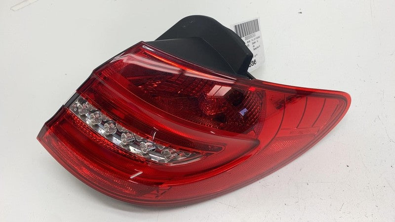 A2469060258 ⭕13-14 Mercedes-Benz B Electric Drive Rear Right Outer Tail Light RH A2469060258