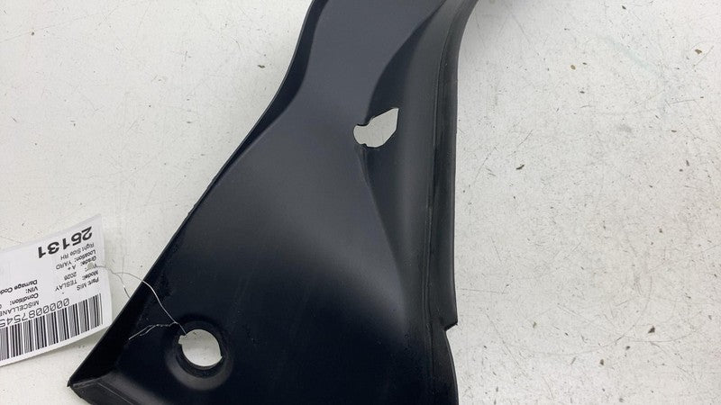 ⭕ 25-26 Tesla Model Y Rear Right Liftgate Trough Trim Cover Panel 1947