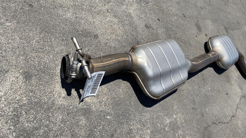 ⭕ 2019 Mercedes C300 W205 Exhaust Resonator Pipe Muffler A2054911301 A