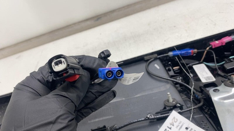 ⭕22-24 Rivian R1T Rear Cab Roof Spoiler + Antenna + Lights + Camera PT