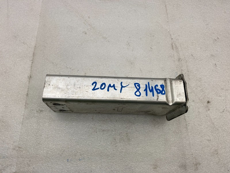 ⭕ 20-24 Tesla Model Y Front Right Bumper Bar Reinforcement Crush Can RH Assembly