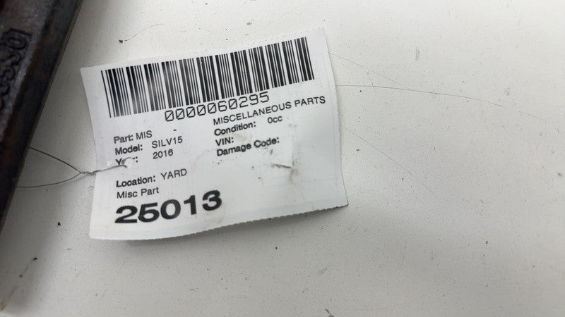 15885530 ⭕ 2014-2019 Silverado 1500 Rear Axle Mounting Hardware Assembly 15885530