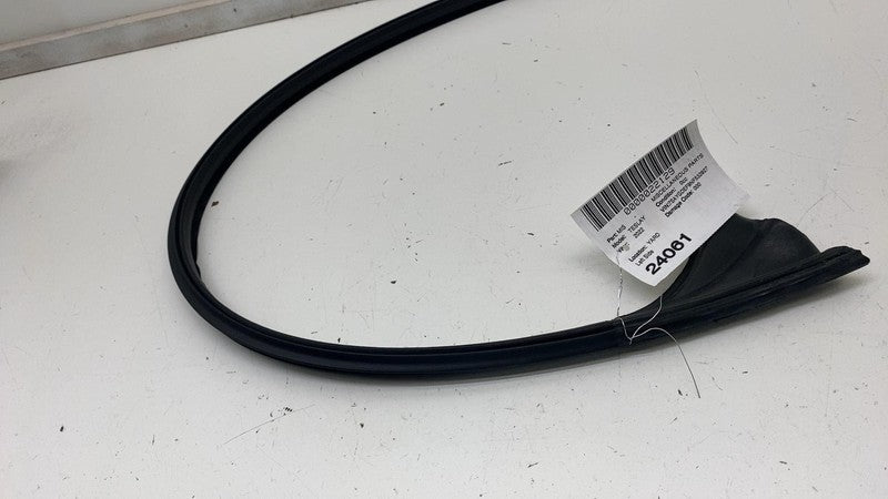 ⭕ 2020-2022 Tesla Model Y MY Driver Side Body Header Seal Left LH 1497