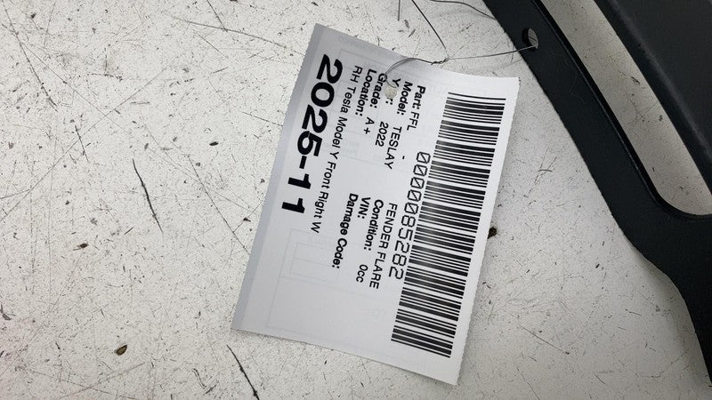 149418600C ⭕ 20-24 Tesla Model Y Front Right Fender Wheel Arch Flare Molding 1494186-00-C