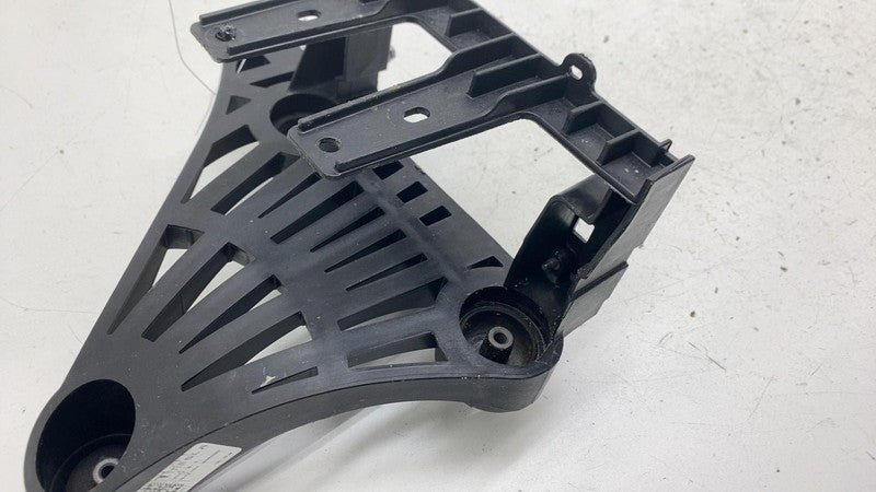 ⭕ 20-26 Model Y Air Conditioning AC Compressor Pump Mount Bracket 1673