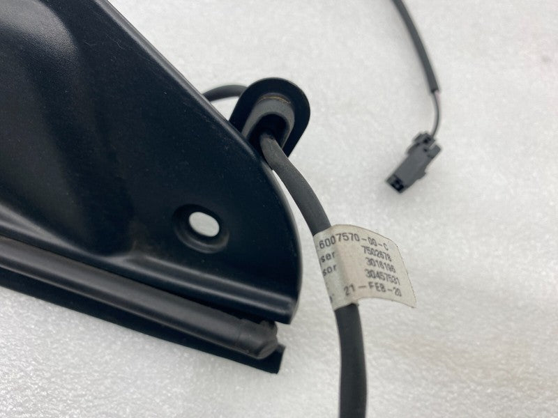 6007576 00 ⭕ 12-25 Model S Rear Left/Right Tailgate Trunk Pinch Sensor Trim 6007576/6007570