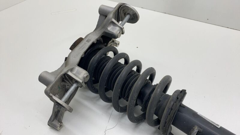 104436800F 17-23 Tesla Model 3 Front Passenger Shock Strut Absorber Right AWD 1044368-00-F