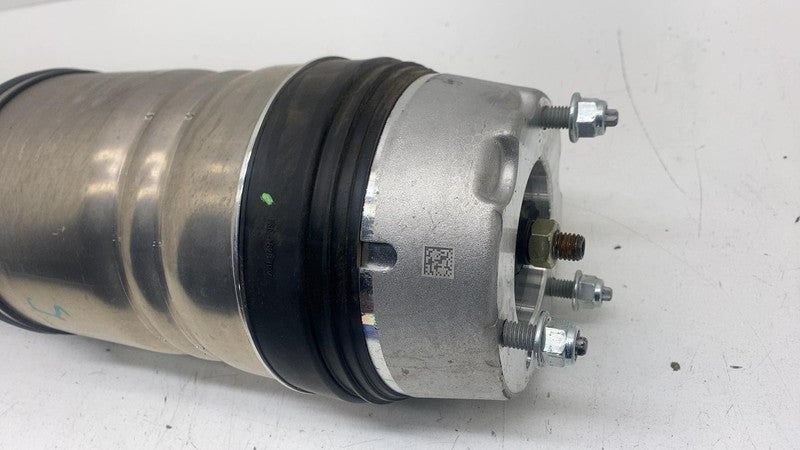 PT00055318E ⭕ 2025 Rivian R1S Front Left Air Suspension Strut Shock Absorber LH PT00964203-A