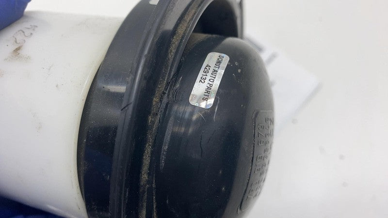 7P0919679 2011-2018 Porsche Cayenne Driver Side Gasoline Tank Fuel Filter Unit Left Assy