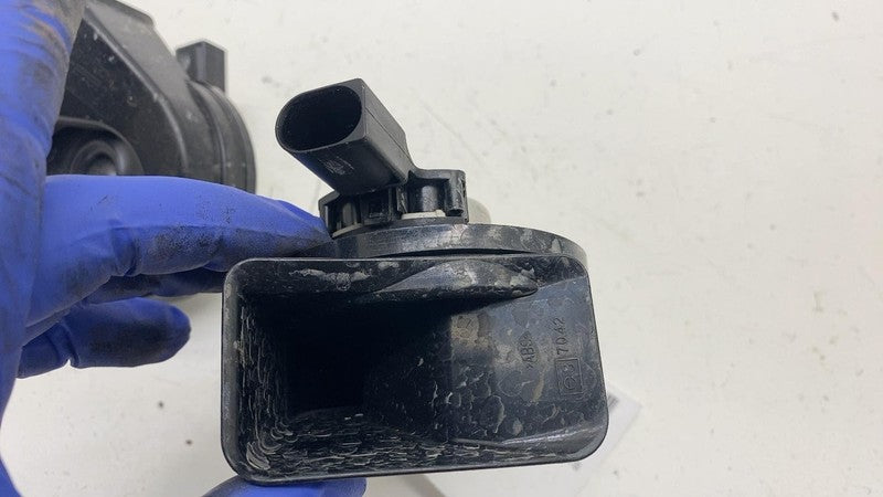 E3 007042 ⭕ 2022-2024 Mercedes-Benz EQS 450+ V297 FIAMM High & Low Pitch Tone Horn Signal