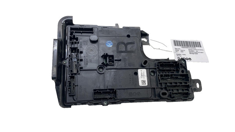 ⭕ 20-23 Model Y Front Right Body Controller ECU (5-Seat Type) Gen 3 14