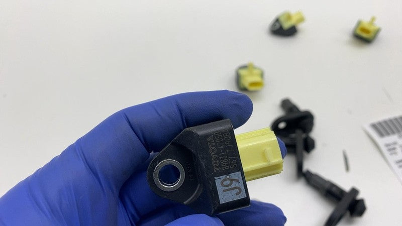 ⭕ 2019 Toyota C-HR SET Crash Impact Sensors SRS Assembly