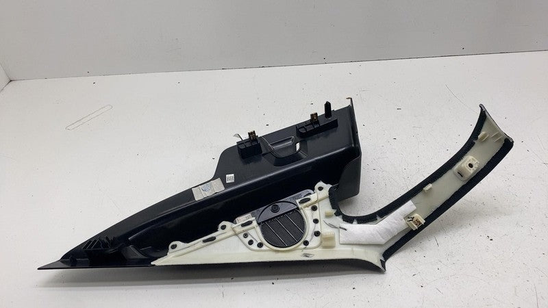 ⭕ 2021-2024 Polestar 2 Rear Left Side C-Pillar Upper Quarter Trim Cove