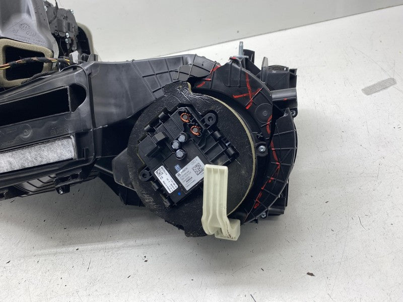 ⭕ 2017-2023 BMW 540i HVAC Climate Heater Blower Motor Housing Box Asse
