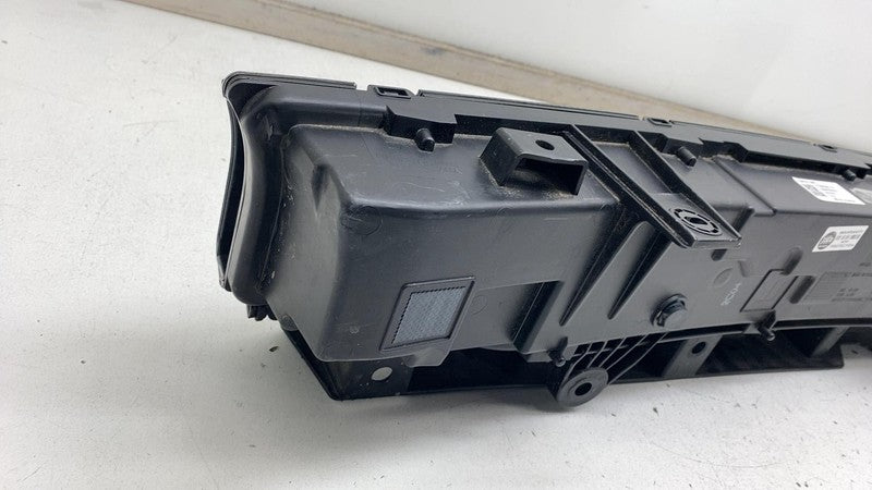 PT00000466M 2022-2024 Rivian R1T R1S Front Center LED Headlight DRL Head Lamp Assembly OEM