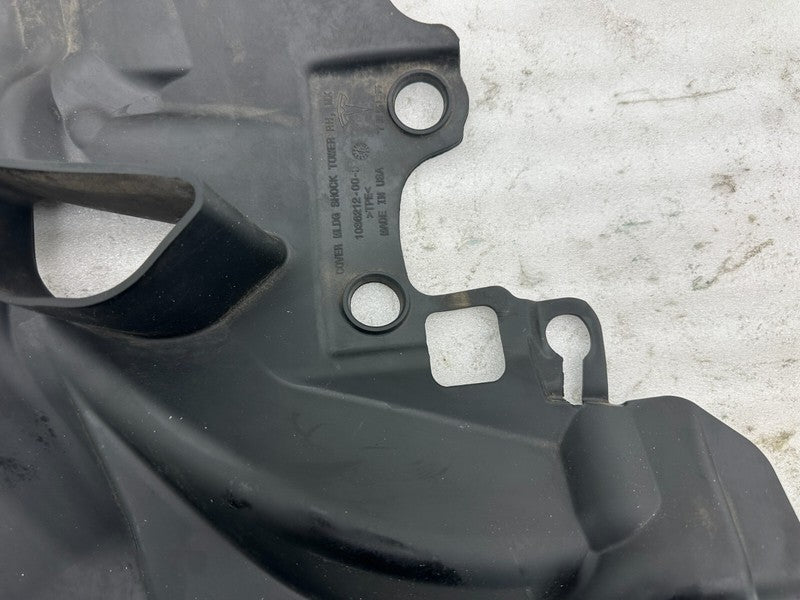 103621200D ⭕2016-2020 Tesla Model X Front Side Shock Tower Cover Molding Right 1036212-00-D