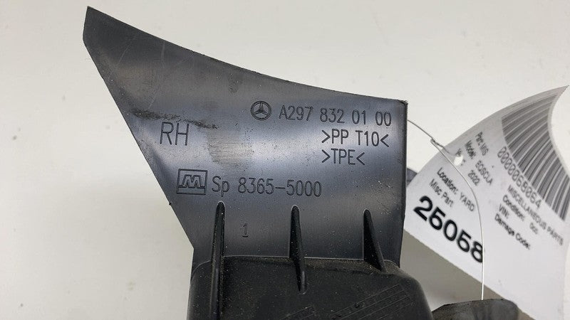 A 297 832 01 00 ⭕ 2022 Mercedes-Benz EQS 450+ Front Right Water Drain Valve Tube OEM A2978320100