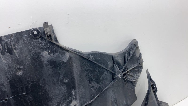 1498771 00 E 2017-2023 Tesla Model 3 Y Rear Under Body Aero Splash Shield Guard Cover Panel