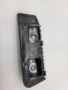 ⭕ 17-23 Model 3 Rear Left Bumper Taillamp Taillight Mount Bracket 1083992-00-E