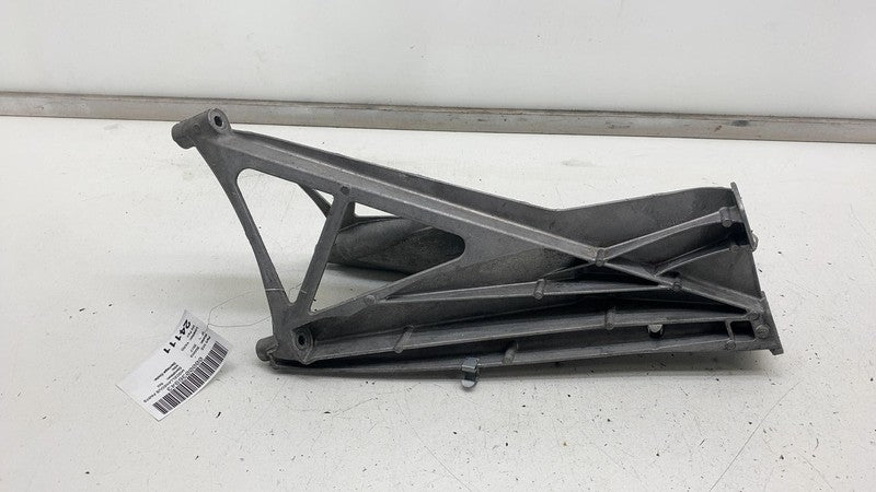 6878936 ⭕ 2014-2021 BMW i3 Gear Box Unit Mount Support Bracket Assembly OEM Used 6878936