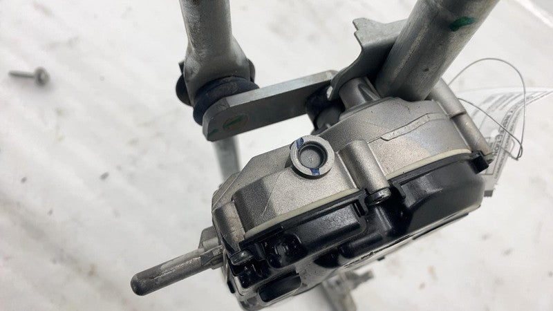 ⭕ 2022-2024 Lucid Air Grand Touring Front Windshield Wiper Motor & Linkage Assy