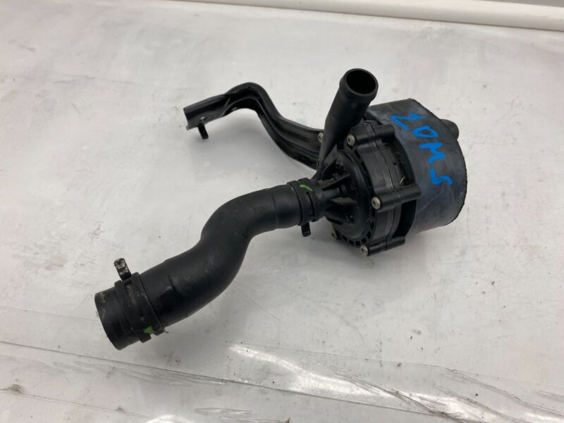 2016 2017 2018 2019 2020 Tesla Model S Battery Coolant Water Pump w/ Hose Assy