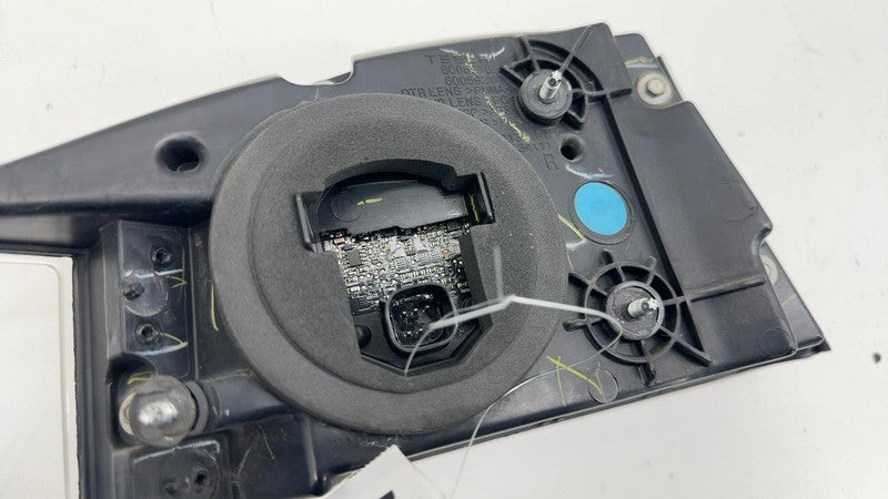 ⭕ 2012-2022 Tesla Model S Rear Taillight LED Outer Tail Lamp Right 600