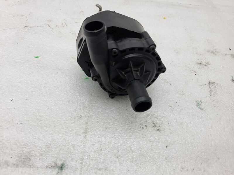 2016-2020 Tesla Model S MS Electric Auxiliary Coolant Water Pump w/ Bracket Assy