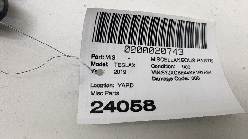 104390000E ⭕ 2016-2020 Tesla Model X Rear Body Chassis Control Module BCM TSTD 1043900-00-E