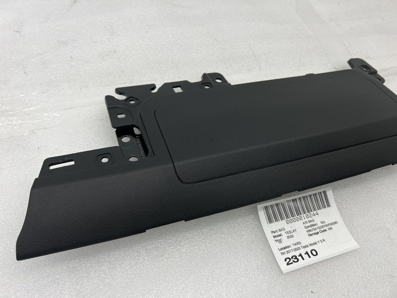 1077826 00 D ❇️17-23 Tesla Model Y 3 Right Knee Airbag Passenger Safety Module RH OEM 1077826