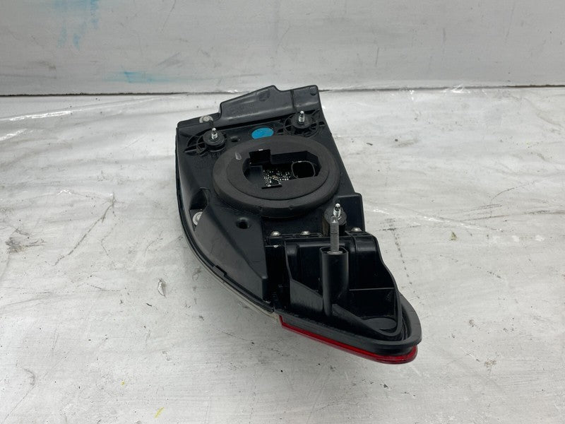 ⭕ 2012-2022 Tesla Model S Rear Taillight LED Outer Tail Lamp Right 600