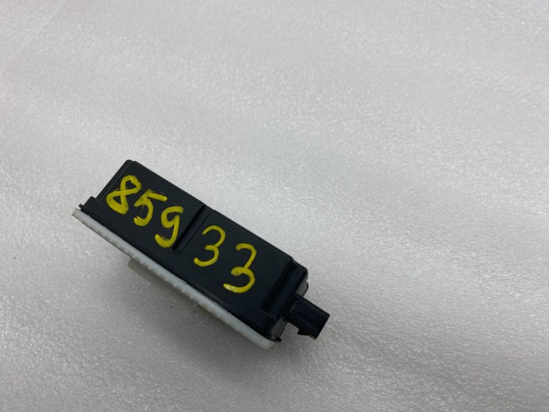 111858000D ⭕17-23 Model 3 Tire Pressure Monitoring Module Sensor TPMS Receiver 1118580-00-D