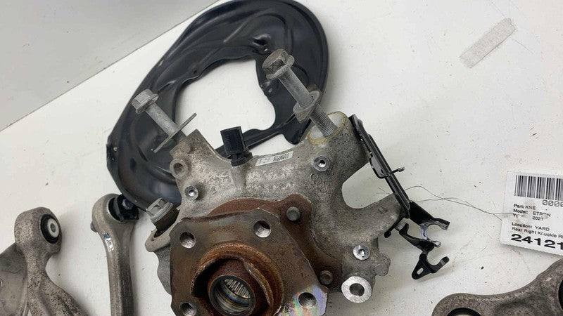 4KE505460C ⭕2019-2023 Audi e-Tron Rear Passenger Side Spindle Knuckle w/ Control Arm Right