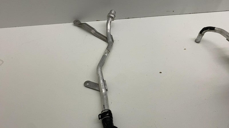 ⭕ 19-24 Porsche Cayenne Right Auxiliary Coolant Water Pump Hose Tube 4