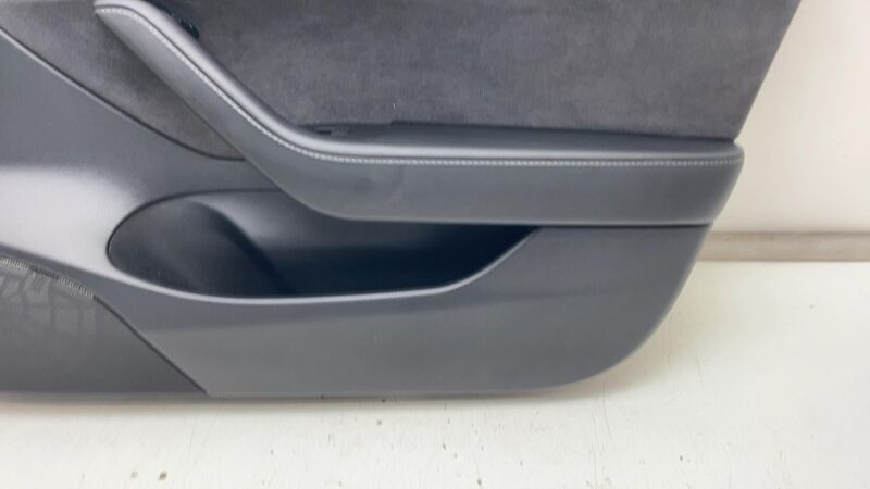 1593863-00-A ⭕ 2021-2023 Tesla Model 3 Front Right Interior Door Panel Trim Card 1593863-00-A