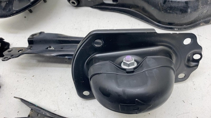 ⭕ 23-24 Toyota Prius Rear Left Spindle Knuckle w/ Wheel Hub & Control Arm LH FWD