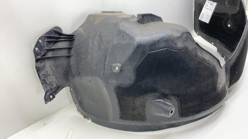 1081582-00-D ⭕ 18-23 Tesla Model 3 Front Right Wheel Fender Liner Splash Shield 1081582-00-D