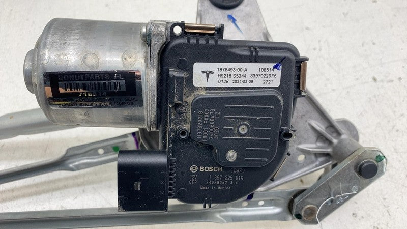 187849300A 2024-2025 Tesla Model 3 Front Windshield Wiper Motor Linkage Module 1878493-00-A