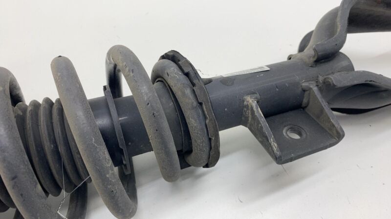 104436800F 17-23 Tesla Model 3 Front Passenger Shock Strut Absorber Right AWD 1044368-00-F