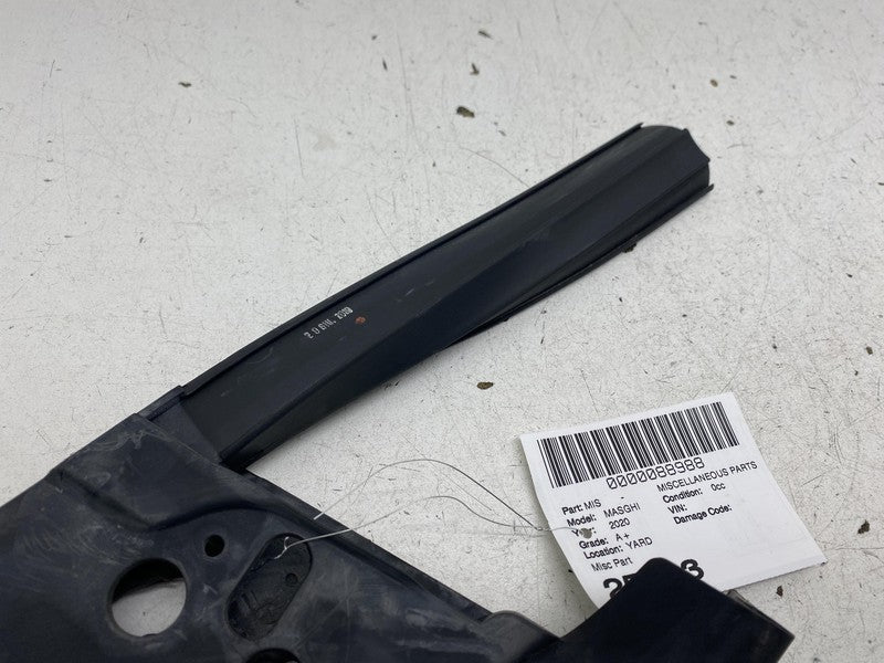 ⭕14-21 Maserati Ghibli Front Passenger Side Door Window Mirror Rubber 