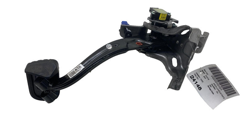 2022 2023 2024 Kia EV6 Brake Stop Foot Pedal w/ Mount Bracket 32800-CV