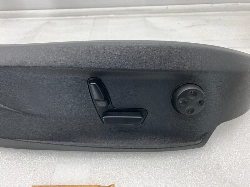 AG130872A ⭕ 2012-2015 Tesla Model S Front Right 1st Row Seat Control Switch & Trim Panel