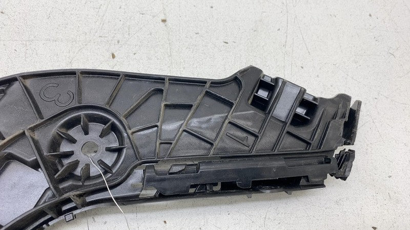 4KE807454 ⭕2019-2023 Audi e-Tron Rear Side Bumper Guide Bracket Support Right RH 4KE807454