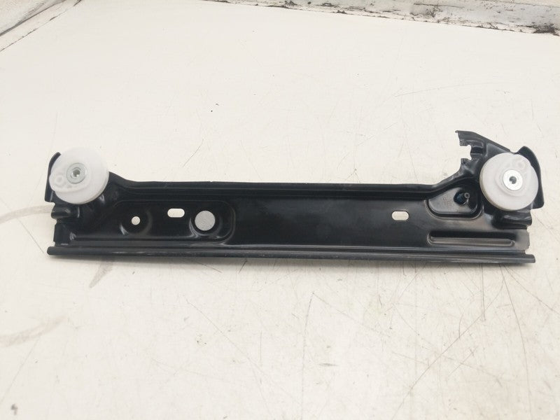 16937310A ⭕ 2017-2022 Model 3 Rear Right Door Window Regulator Guide Mechanism 16937310A